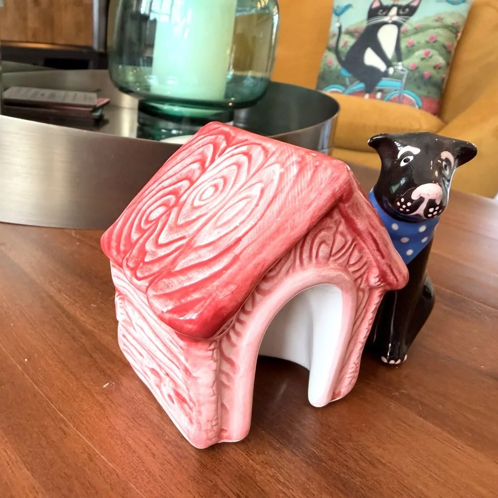 Ceramic Dog and House Salt & Pepper Set - Picture 3 of 10